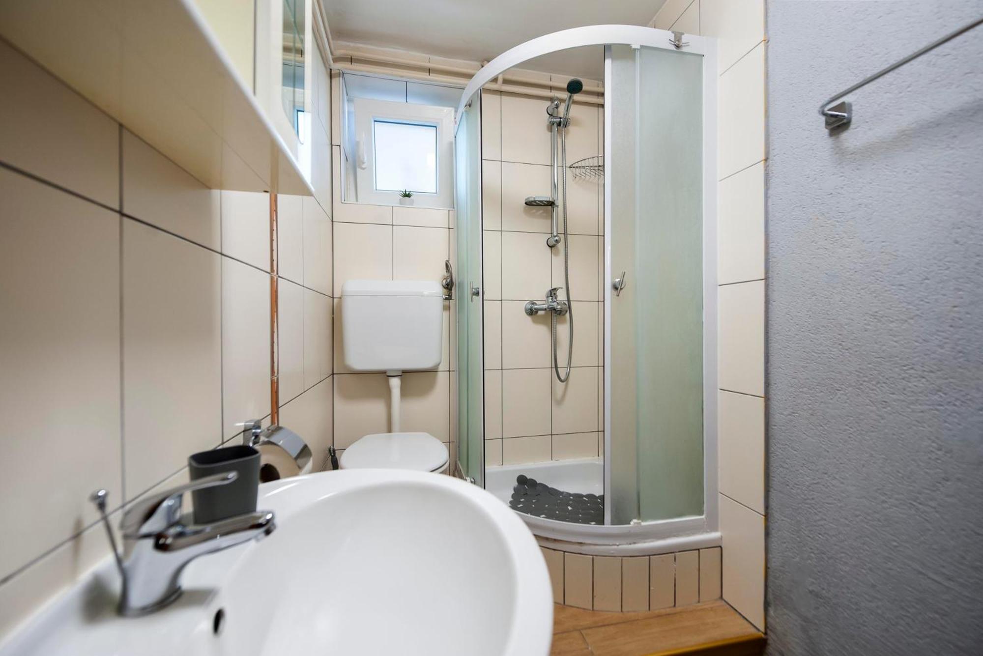 Apartments And Room Silvana Ровинь Экстерьер фото