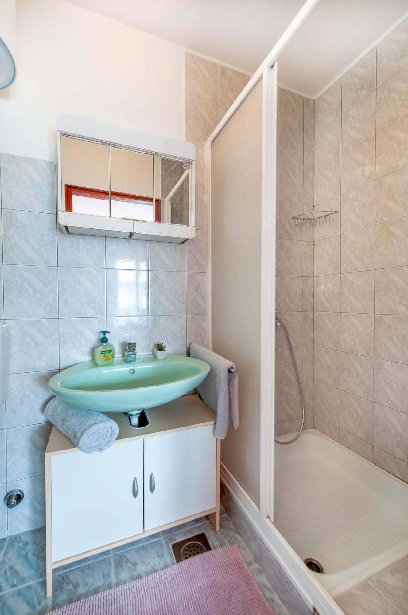 Apartments And Room Silvana Ровинь Экстерьер фото